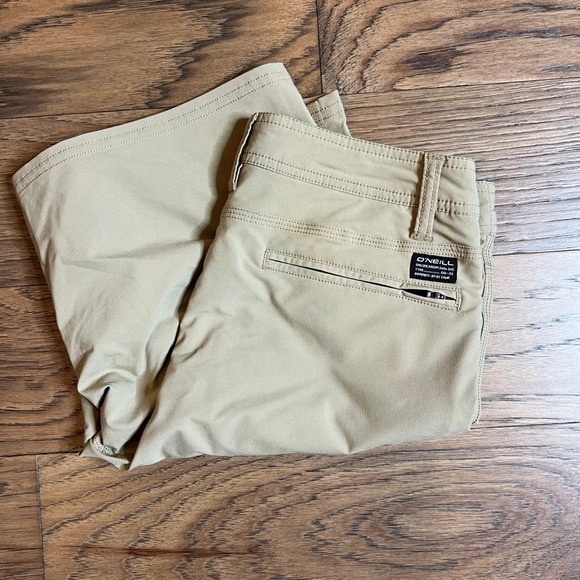 ONeill Hybrid Shorts Mens Size 28 Khaki Beige Casual Walking Golf Outdoor - Picture 1 of 8